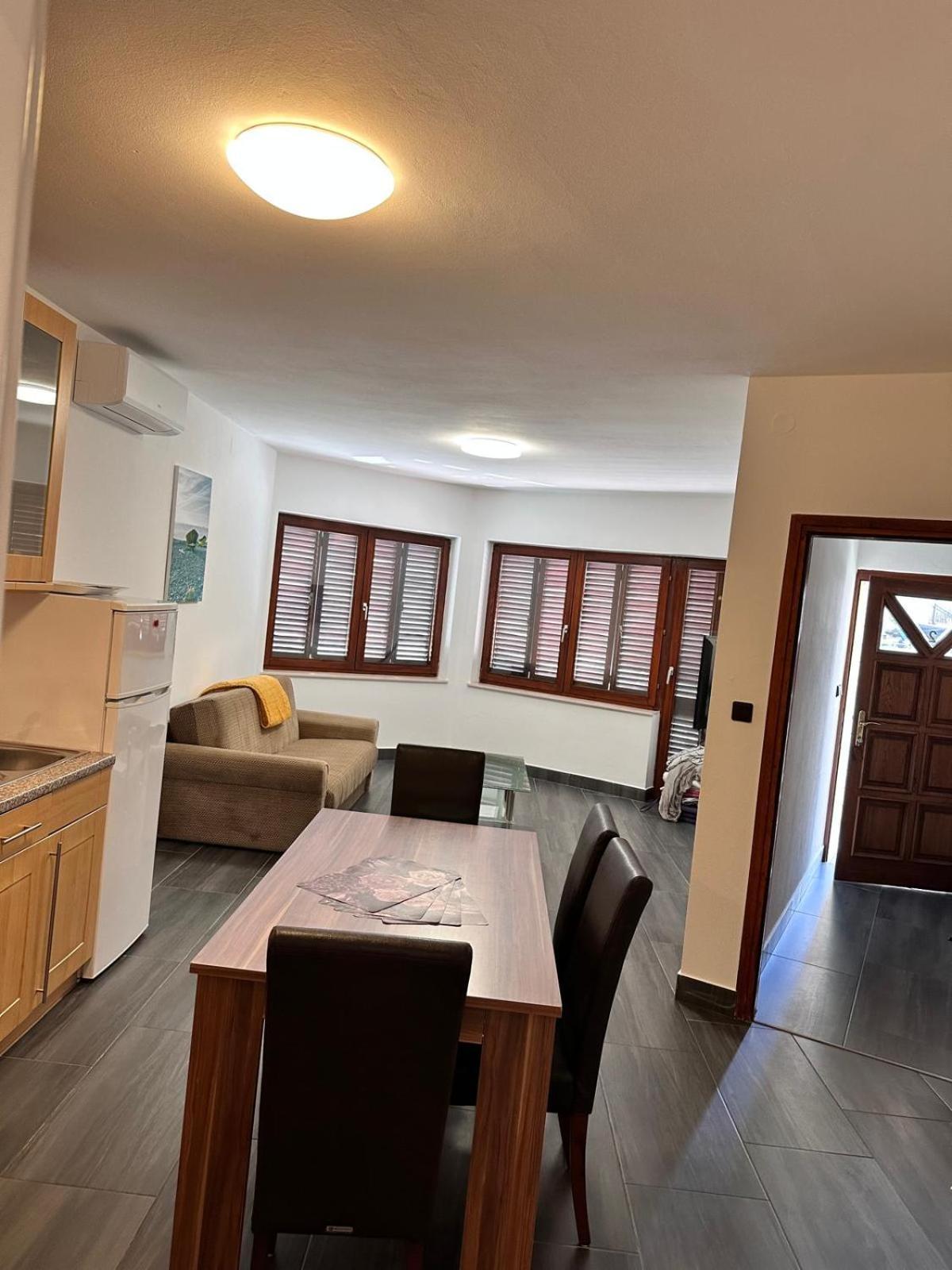 Apartman Nikola Salatić Dış mekan fotoğraf